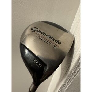 TaylorMade 300 Ti 8.5° Driver Tour 90 Graphite Shaft RH Golf Club